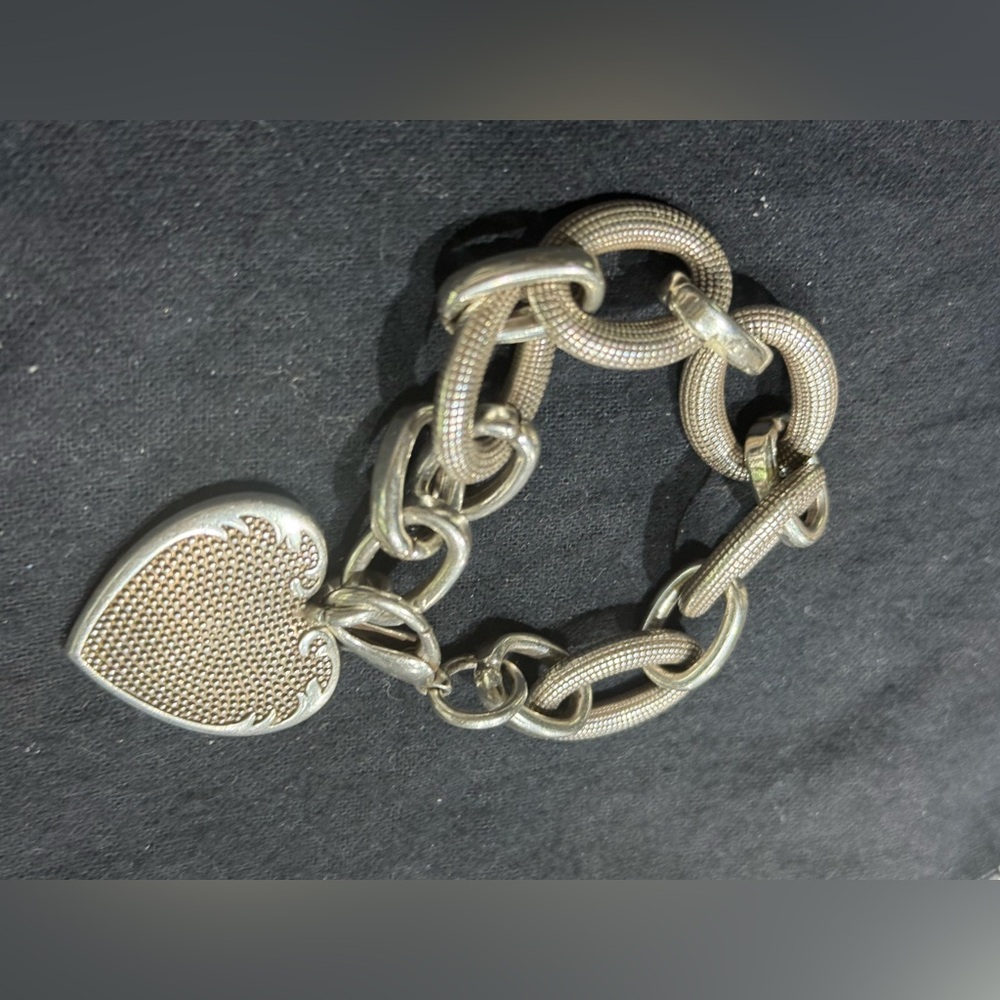 Brighton Vintage Chunky Heart 2 sided bracelet. EUC. - Picture 2 of 15